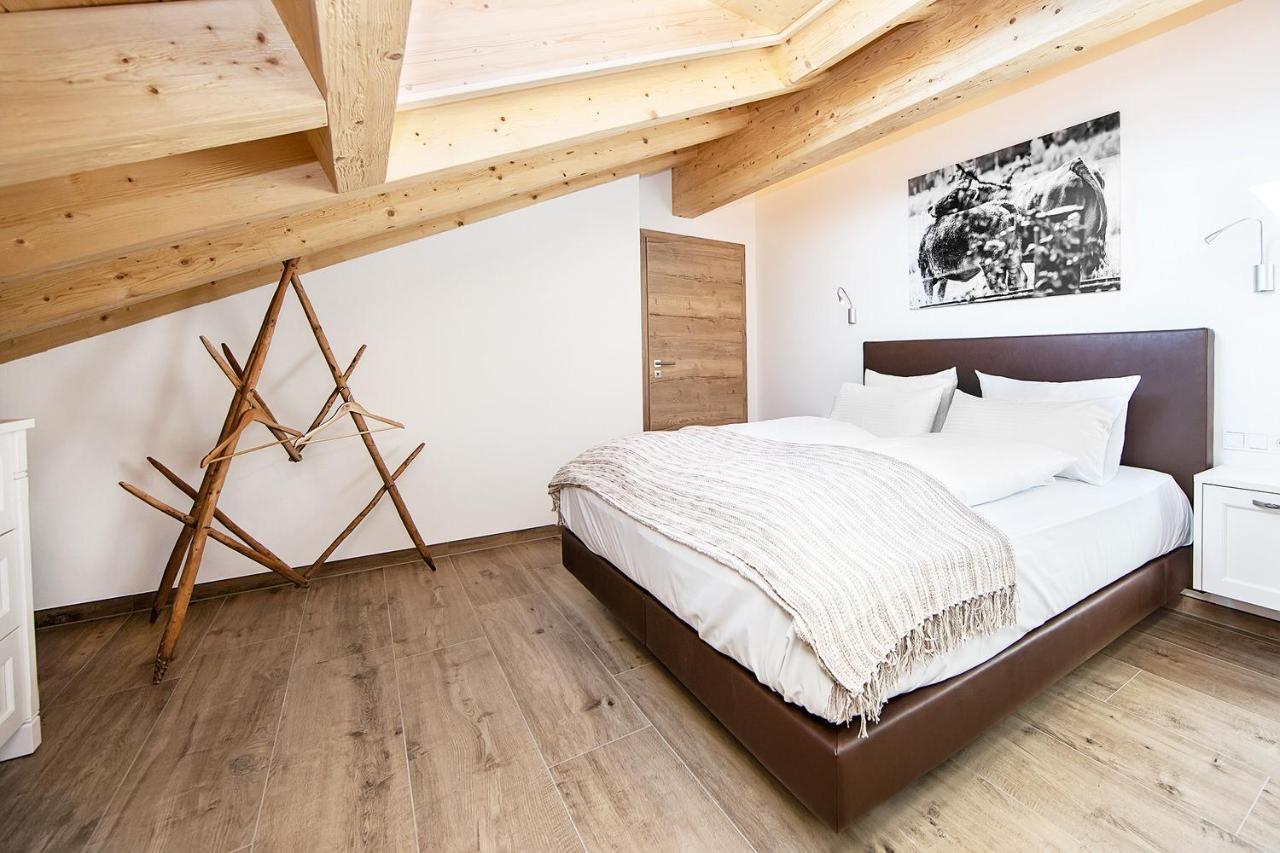 Ferienwohnung Wamberg ガルミッシュ・パルテンキルヒェン エクステリア 写真