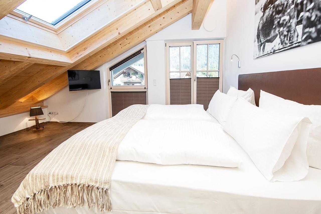 Ferienwohnung Wamberg ガルミッシュ・パルテンキルヒェン エクステリア 写真